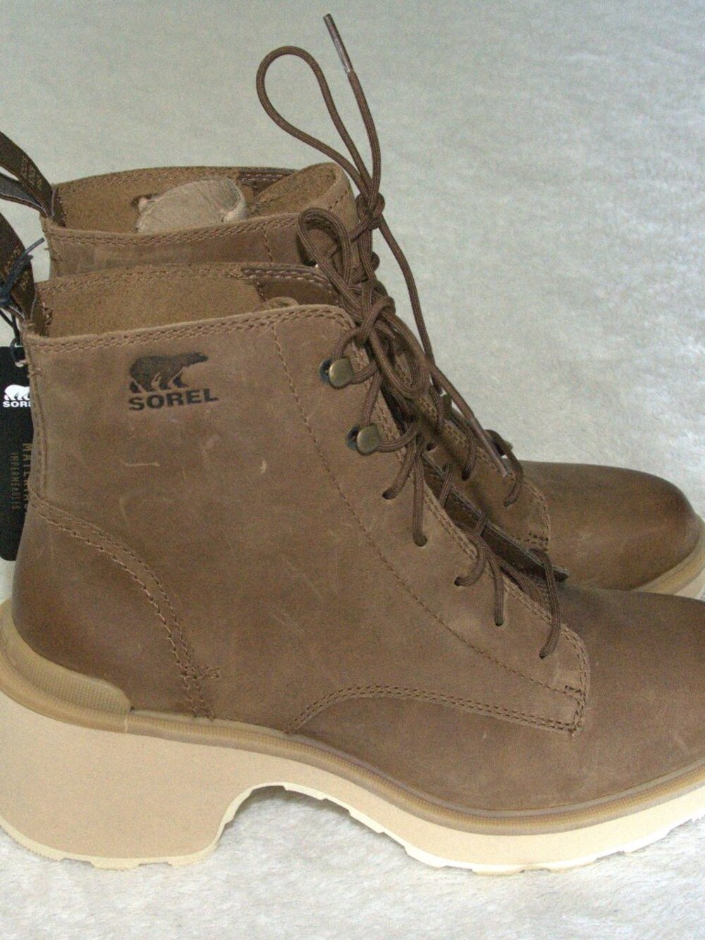 Sorel Women's Hi-Line Heel Lace Boots size 10